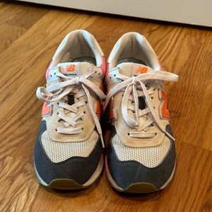 Women’s New Balance 574
